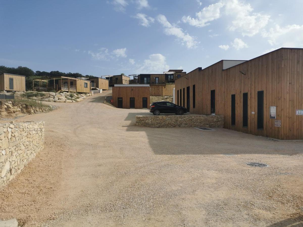 Camping Les Lodges Du Lagon كالفيسون المظهر الخارجي الصورة