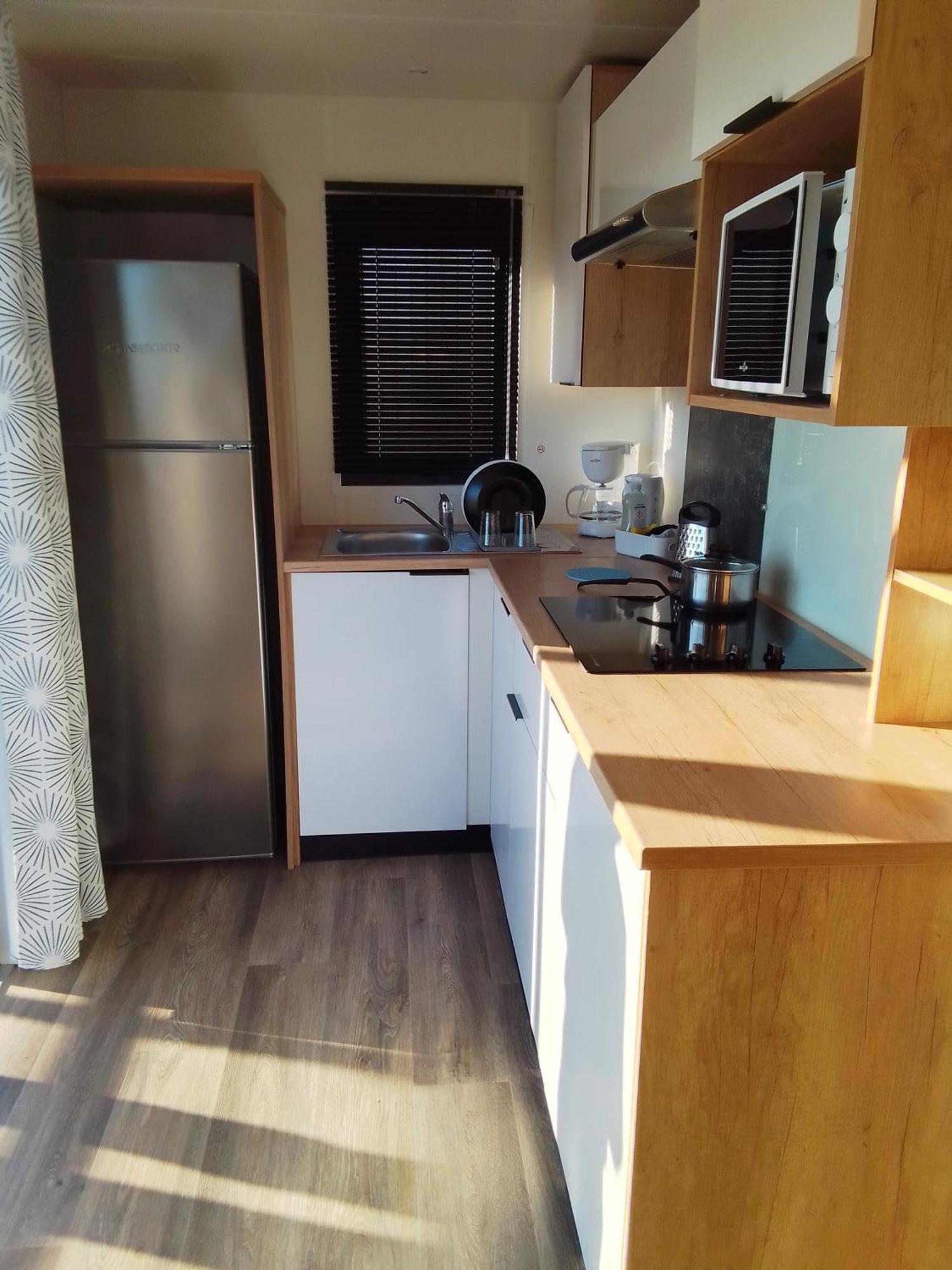 Camping Les Lodges Du Lagon كالفيسون المظهر الخارجي الصورة